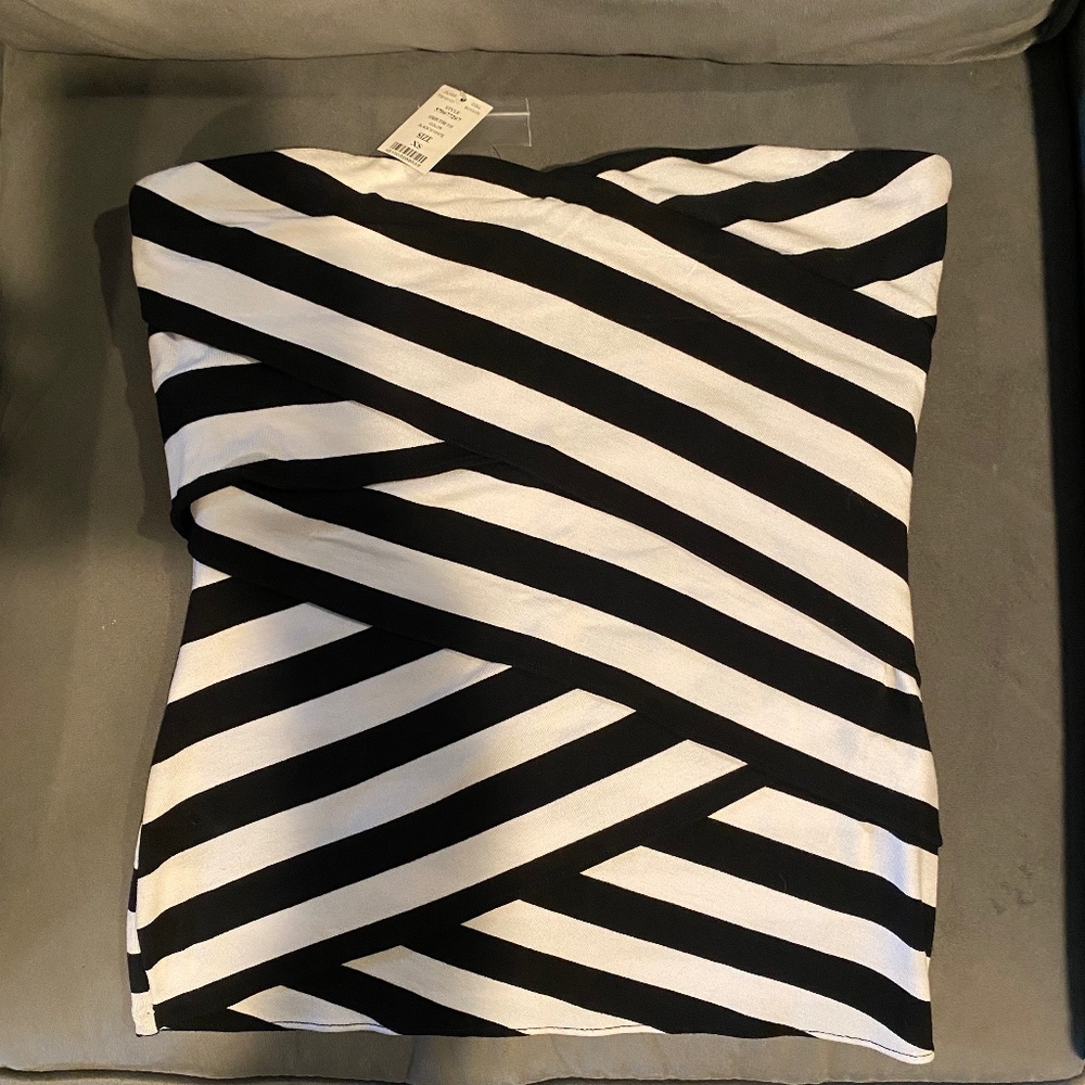 White House black market NWT strapless top